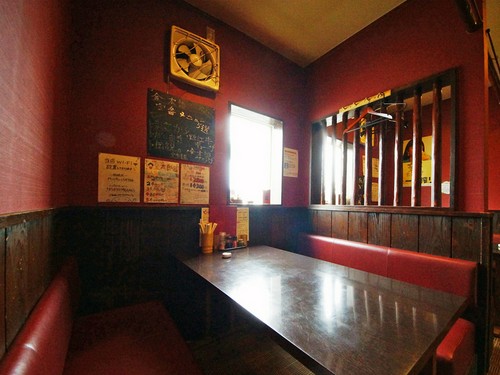 半個室のようになっていて、ゆったりくつろげるのもポイント