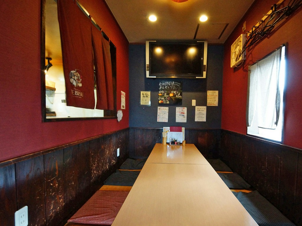 20名以上で貸切可能。友人や同僚との飲み会にもオススメ