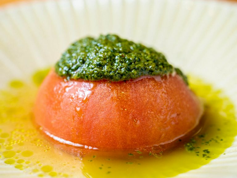 和風だしとトマトの酸味が絶妙にマッチ。イタリアン風の『トマトバジルソース』