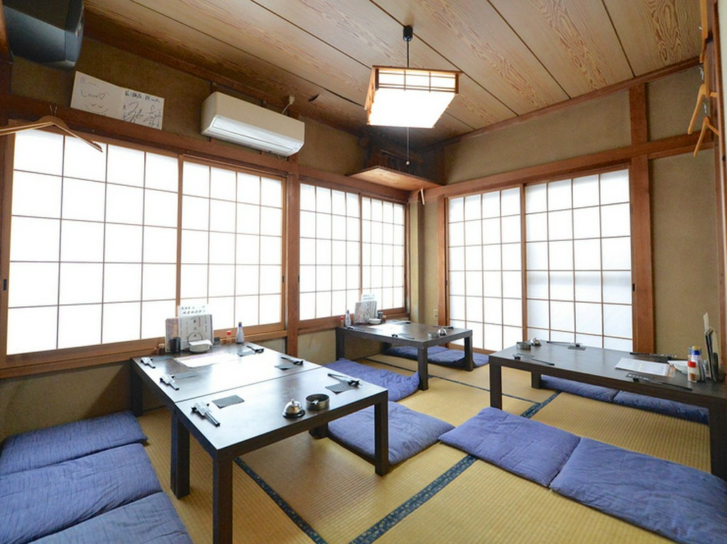 最大16名までの利用可。宴会利用も歓迎の完全個室