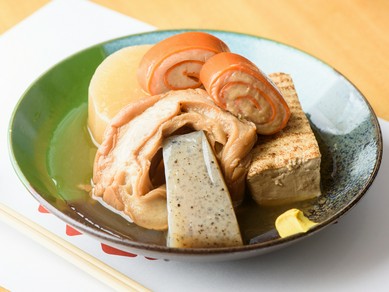 金沢の郷土料理、地元食材を出汁で煮込んだ『金沢おでん』