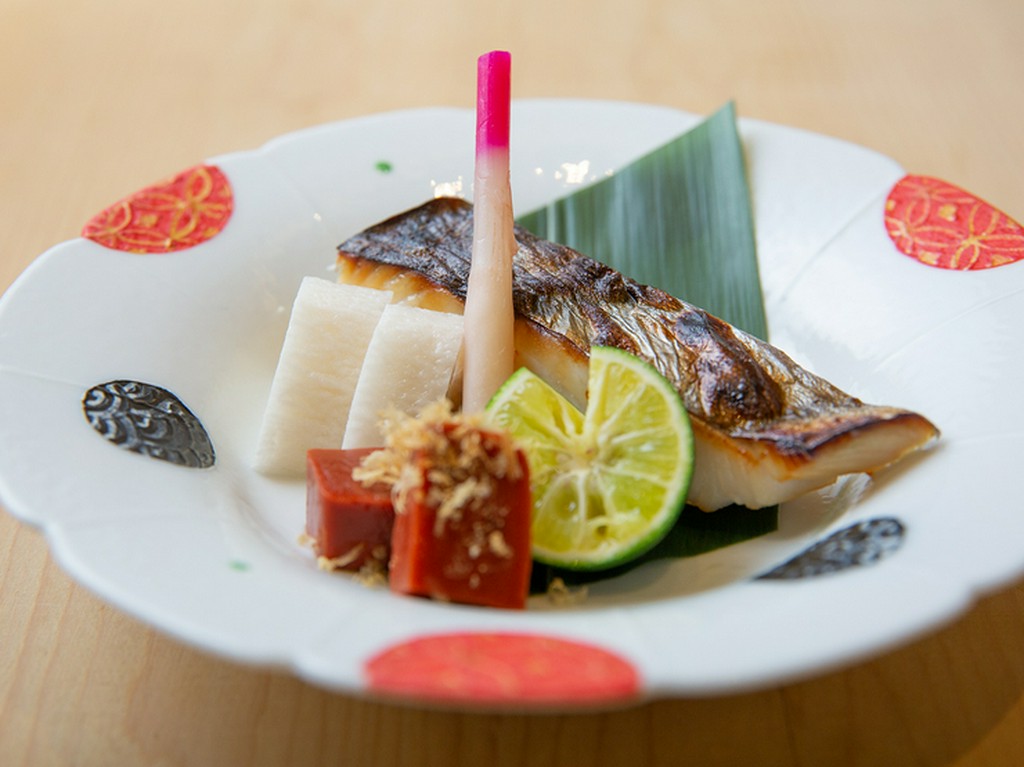 その時期おいしい魚介をいただく一品『焼き魚と酒肴』