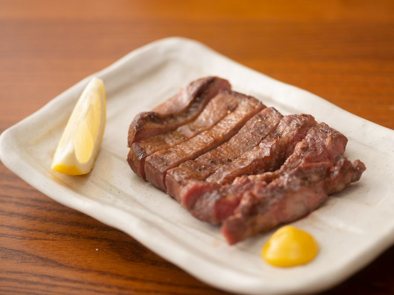 利益度外視のサービスメニュー『牛タンステーキ』