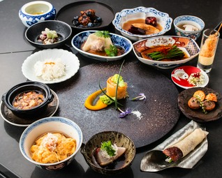 ＜少量多皿＞約30品コース