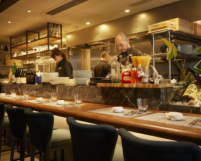 カウンター席がある