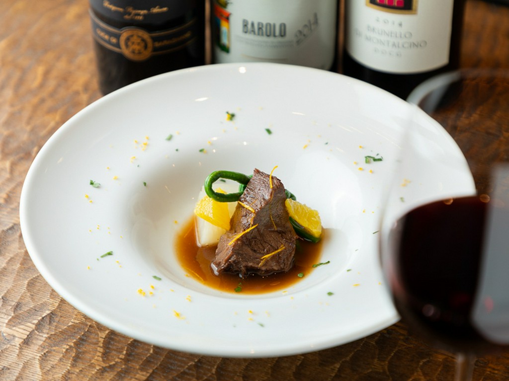 四季の味覚を散りばめたイノベーティブな料理たち