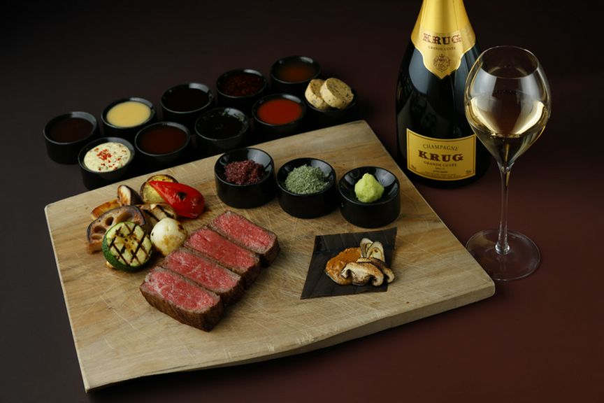 素材選びから、調理法やソースにまでこだわったフレンチを満喫