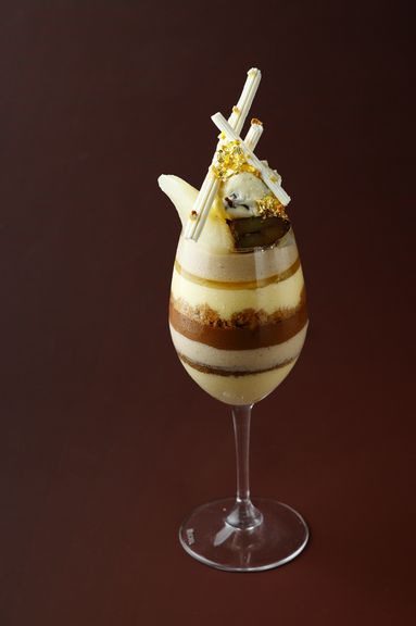 パフェの主役は栗。風味豊かな味わいに、秋の訪れを感じて