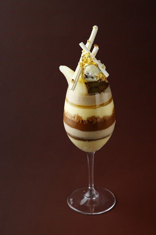 パフェの主役は栗。風味豊かな味わいに、秋の訪れを感じて