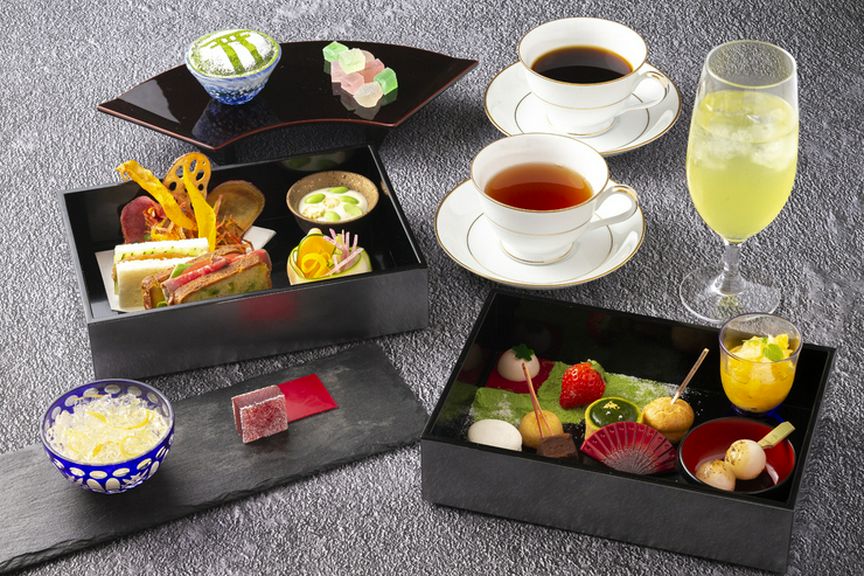 乾杯スパークリング付! 国指定名勝庭園「神苑」を眺めながら優雅なティータイム