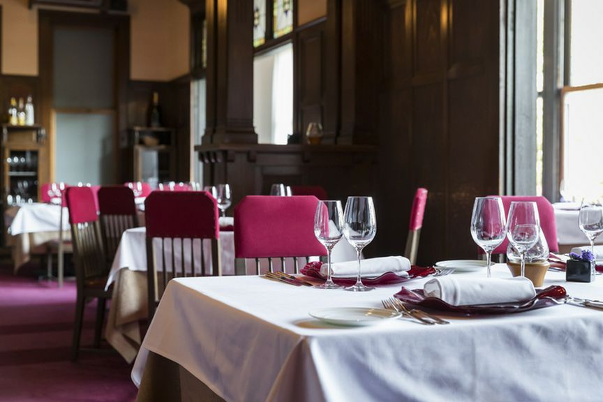 クラシカルで落ち着いた雰囲気の中で、極上のフレンチを堪能