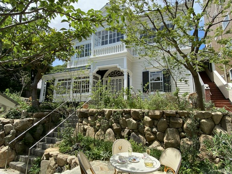 ミルフィーユのテイクアウトを承ります。