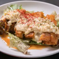 タレもタルタルソースも自家製の『チキン南蛮』
