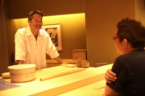 江戸前の技法で素材を仕込み、季節の美味を引き出しています