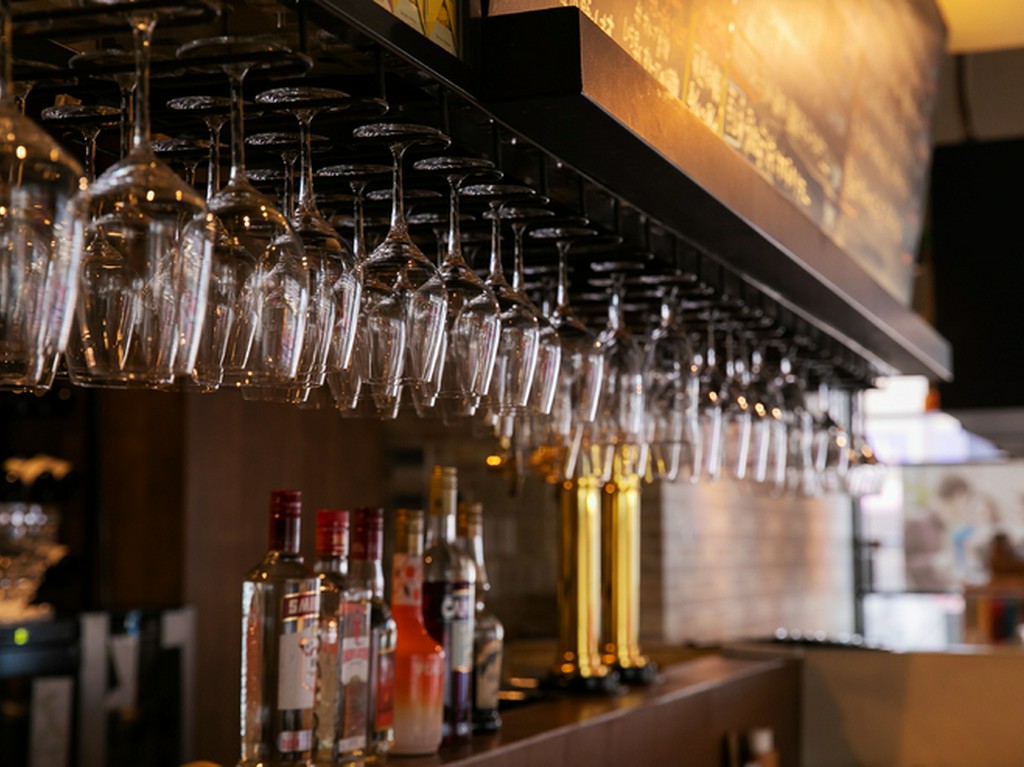 美しく磨き抜かれたグラス