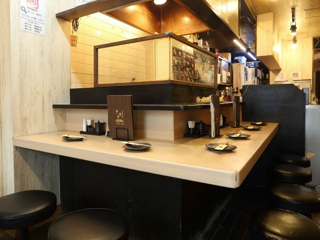 カウンター席がある