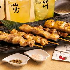 厳選した北海道産鶏肉＆豚肉を使用『お肉の串焼き盛り合わせ』