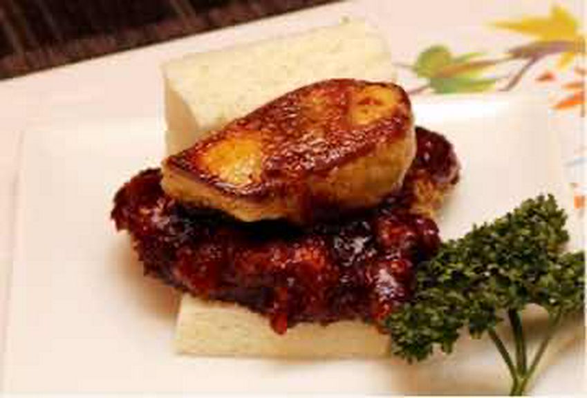 黒毛和牛とフォアグラのロッシーニサンド