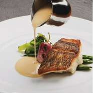 季節のソースと絡めながらお楽しみ頂ける一品