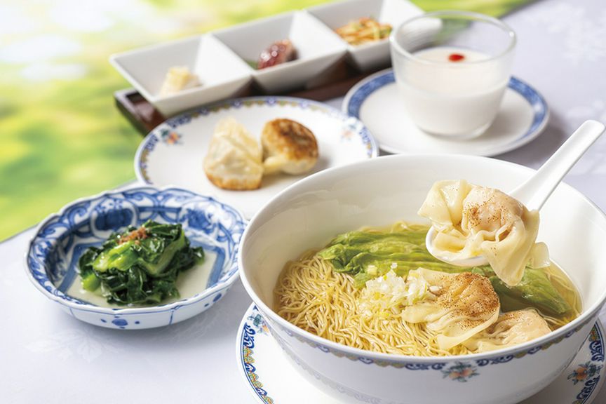 5種類の麺飯の中からお好きな料理をお選びいただけます