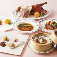 北京ダックや茨城県の銘柄牛「飯村牛」も楽しめるコース料理全8品