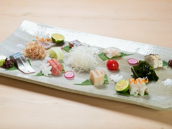 お造り盛り合わせ