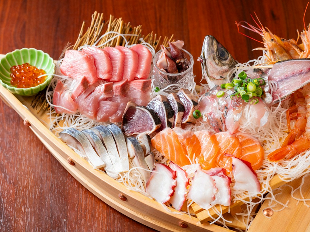 【うおっこ本気の逸品】大漁舟盛り