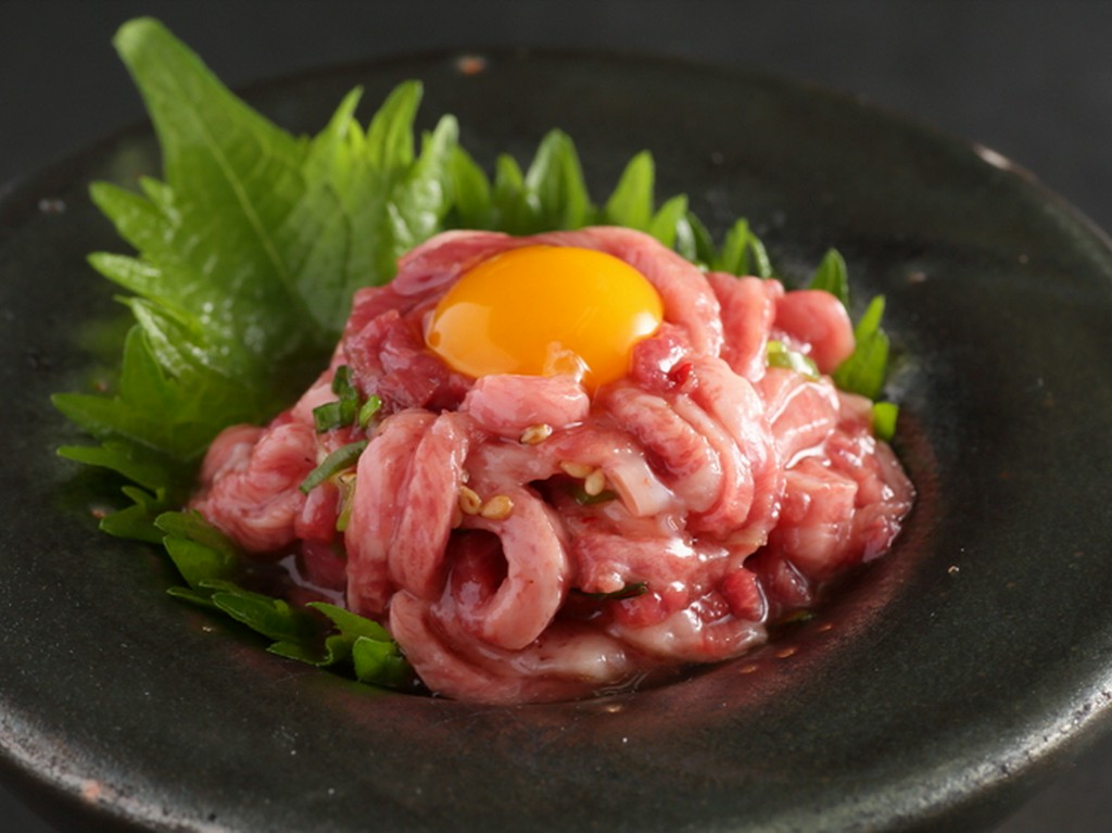 和牛タンのユッケ