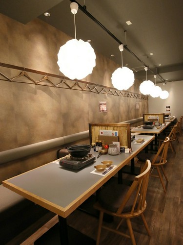 店内全56席