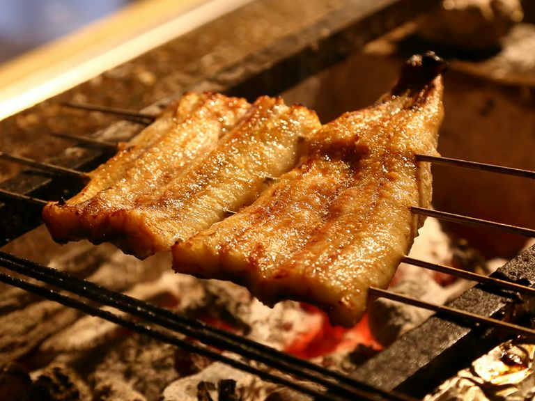 香ばしく焼き上げた関西風鰻