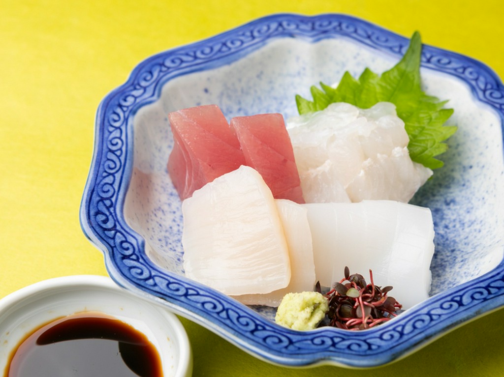 旬の海鮮を味わう『造り盛り合わせ』