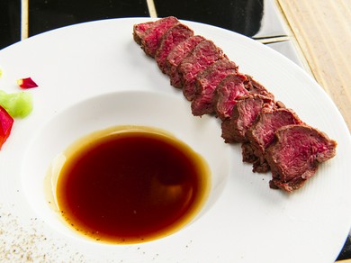 カンガルー肉ロースト　