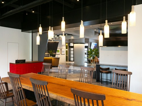 ”おひとりさま”も多く、気軽にフラッと訪れられる