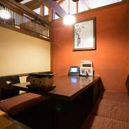 周りを気にせず寛げる個室は、友人や家族との憩いの場に最適