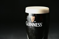 世界的に人気の黒ビールを樽生で如何でしょうか？