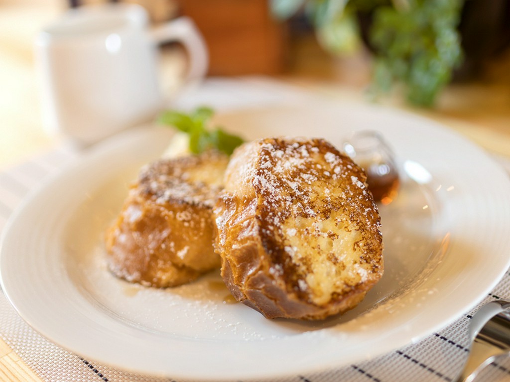地元の卵に一晩寝かせた『フレンチトースト』