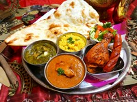 人気ナンバー1のタンドリーチキンが主役! お腹もしっかり満たせる『ナマステセット』