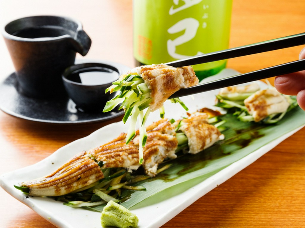 ふんわり食感がクセになる『ふわふわ煮穴子まるごと1本』