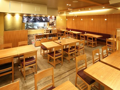 「木を基調としたオシャレな空間」