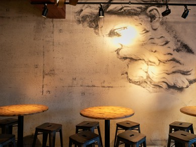 誕生日の方にメッセージプレートでサプライズ