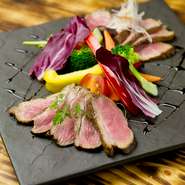 こだわりの鴨と合鴨の違いが分かる！『こだわり鴨と合鴨の食べ比べ』