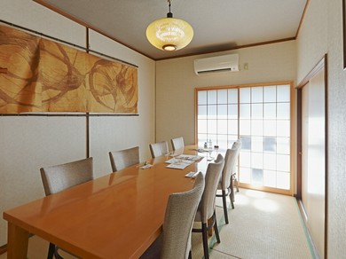 歓送迎会飲み会は神楽坂で！うどんと鍋の会席コースを飲み放題で