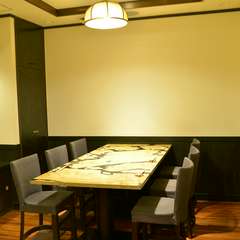 親しいお身内でのお祝い、法事などの集いは個室でのお食事を