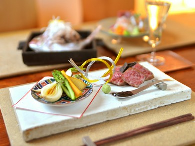 祝いのお食事に