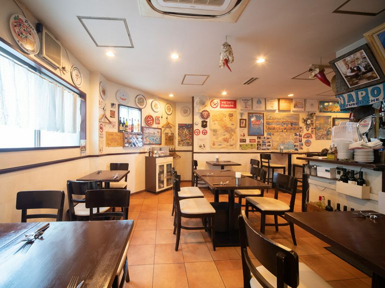 お洒落で清潔な店内