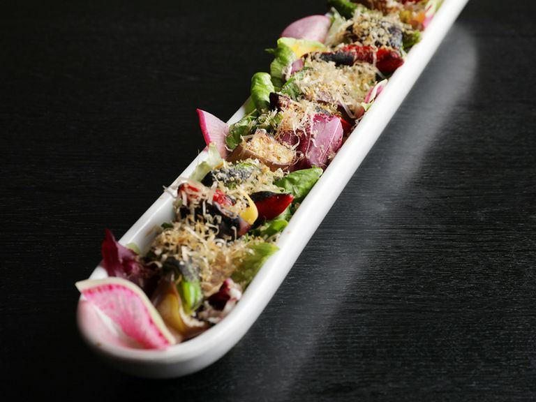 地元の旬なおいしい野菜をたっぷり『旬の京野菜を使ったサラダ』