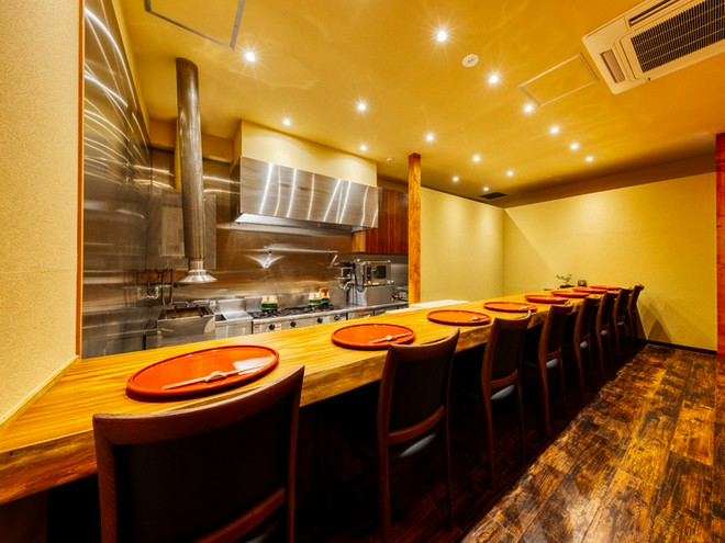 カウンター席がある