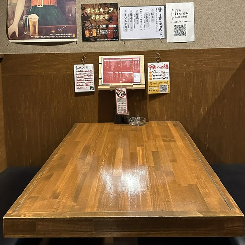 テーブル席