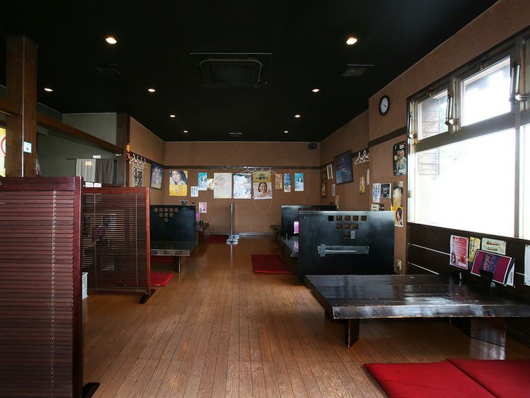 団体様もOK。気軽に座れる座敷