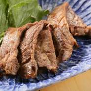 特製のタレに付け込んだ柔らかく美味しい牛タンです！